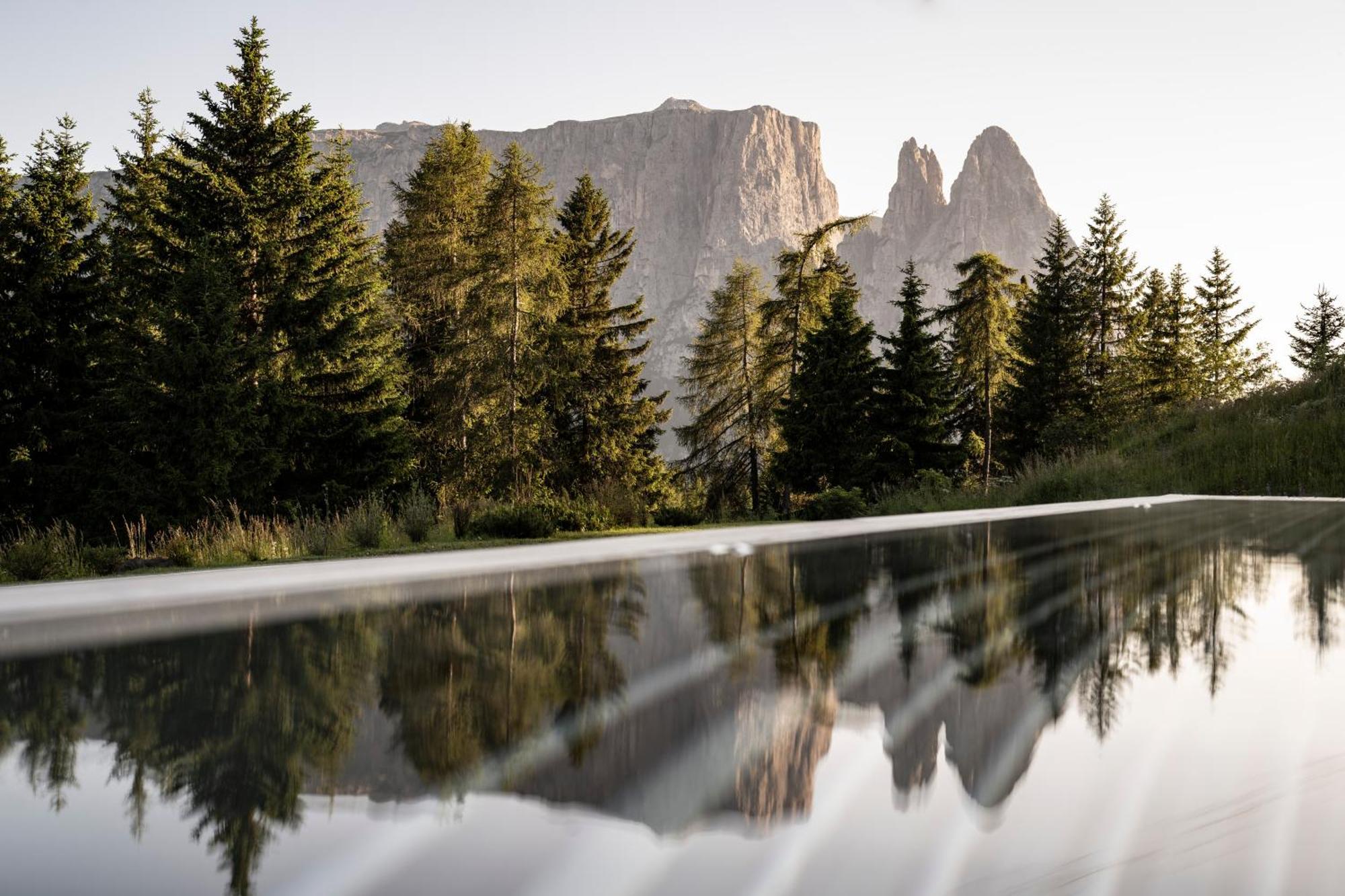 Hotel Schmung Alpe Di Siusi Eksteriør bilde